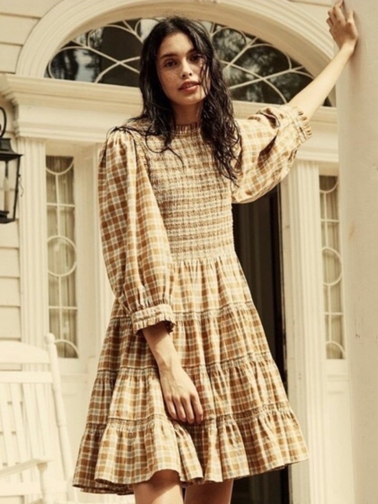 Doen Dresses & Skirts - Doen Medina Dress - Gingham tan light blue tiered smocked ruffled size small